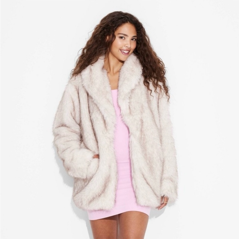 NWT SOLD OUT! Wild Fable Faux Fur Jacket